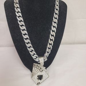 Silver color chain with cards pendent
